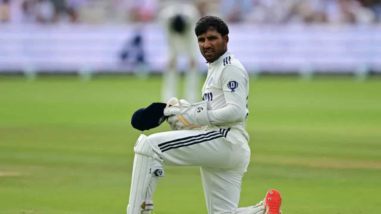 IND vs SA: ધ્રુવ જુરેલ કોલકાતા ટેસ્ટમાં રમશે, આ સ્ટાર ખેલાડી થશે ટીમની બહાર, કોચે કરી મોટી જાહેરાત