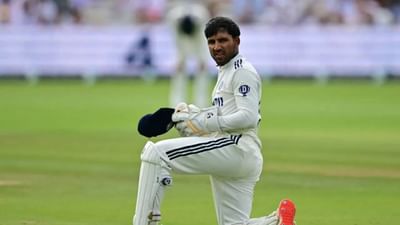 IND vs SA: ધ્રુવ જુરેલ કોલકાતા ટેસ્ટમાં રમશે, આ સ્ટાર ખેલાડી થશે ટીમની બહાર, કોચે કરી મોટી જાહેરાત