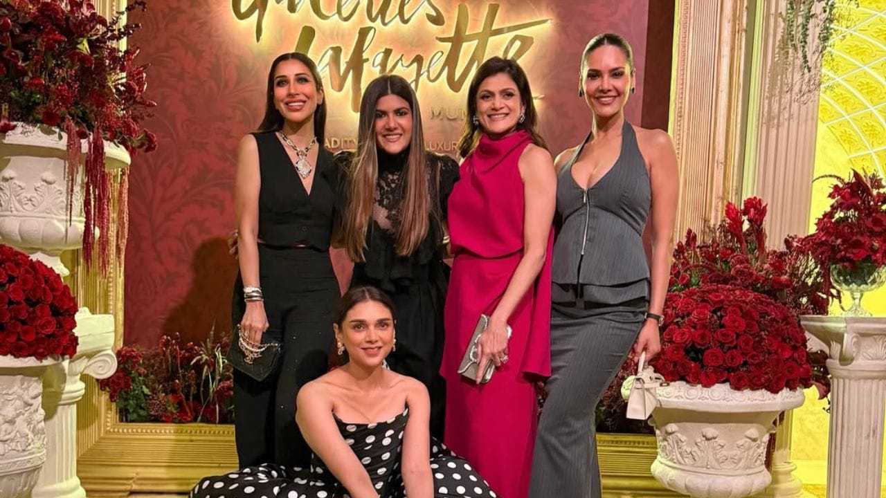 જોકે તેમણે કહ્યું કે, તે તેના પિતાના એક મિત્રને મળી, જે દિલ્હીની એક ફાઇવ સ્ટાર હોટેલમાં શેફ હતા. તેણે ઇશાને કહ્યું કે તે શાકાહારી છે તો માત્ર એક નાનું શાકાહારી રેસ્ટોરન્ટ ખોલી શકશે.