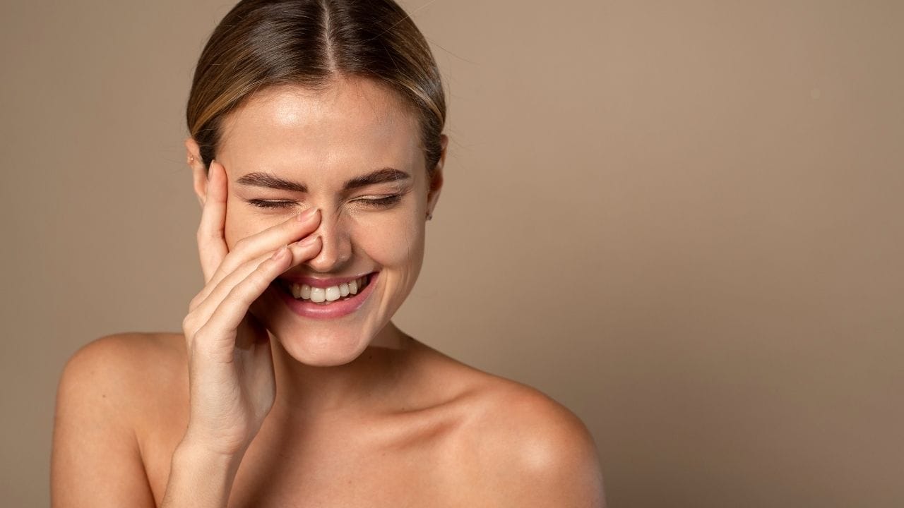 તે બ્લડ સુગરને નિયંત્રિત કરે છે, ખીલનું જોખમ ઘટાડે છે. આ ઉણપને દૂર કરવા માટે, તમારા આહારમાં બદામ, પાલક, મસૂર અને ઝુચીનીનો સમાવેશ કરો.