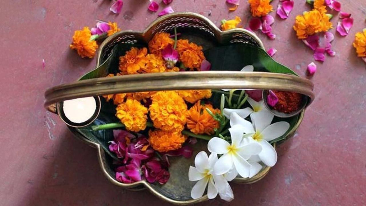 Flowers Not for Puja For God (1)