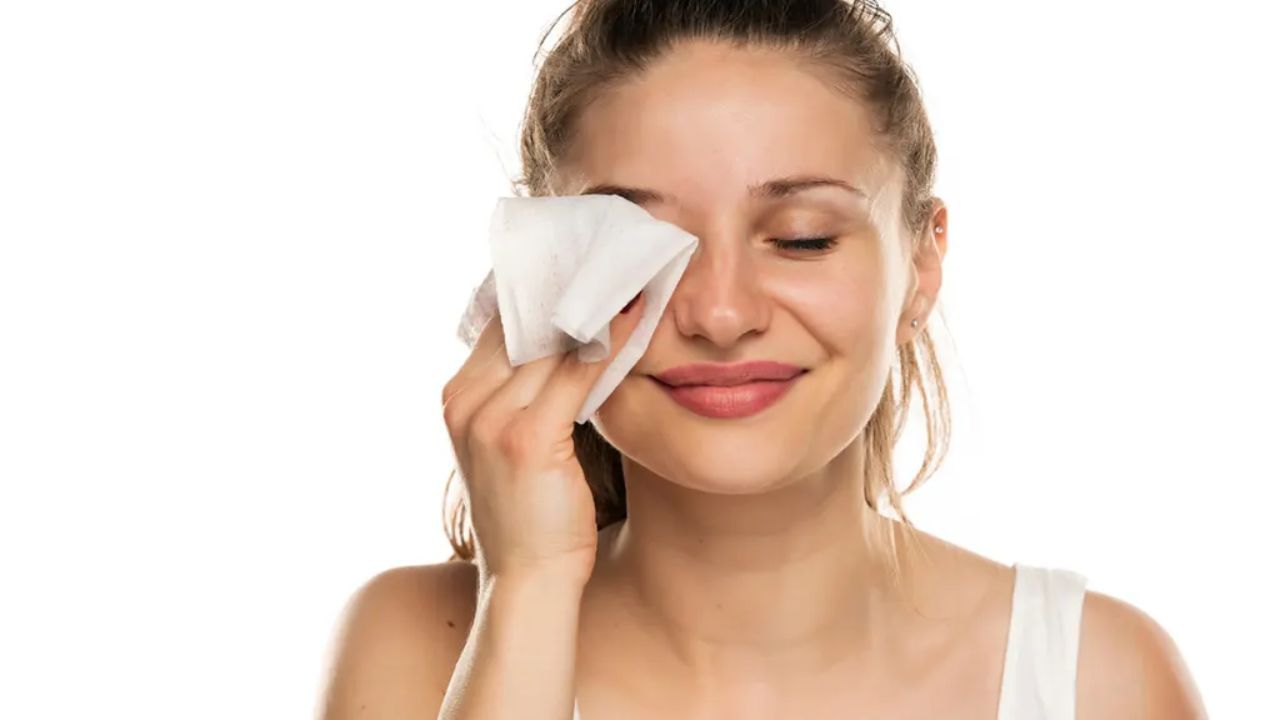 Harmful chemicals in wipes