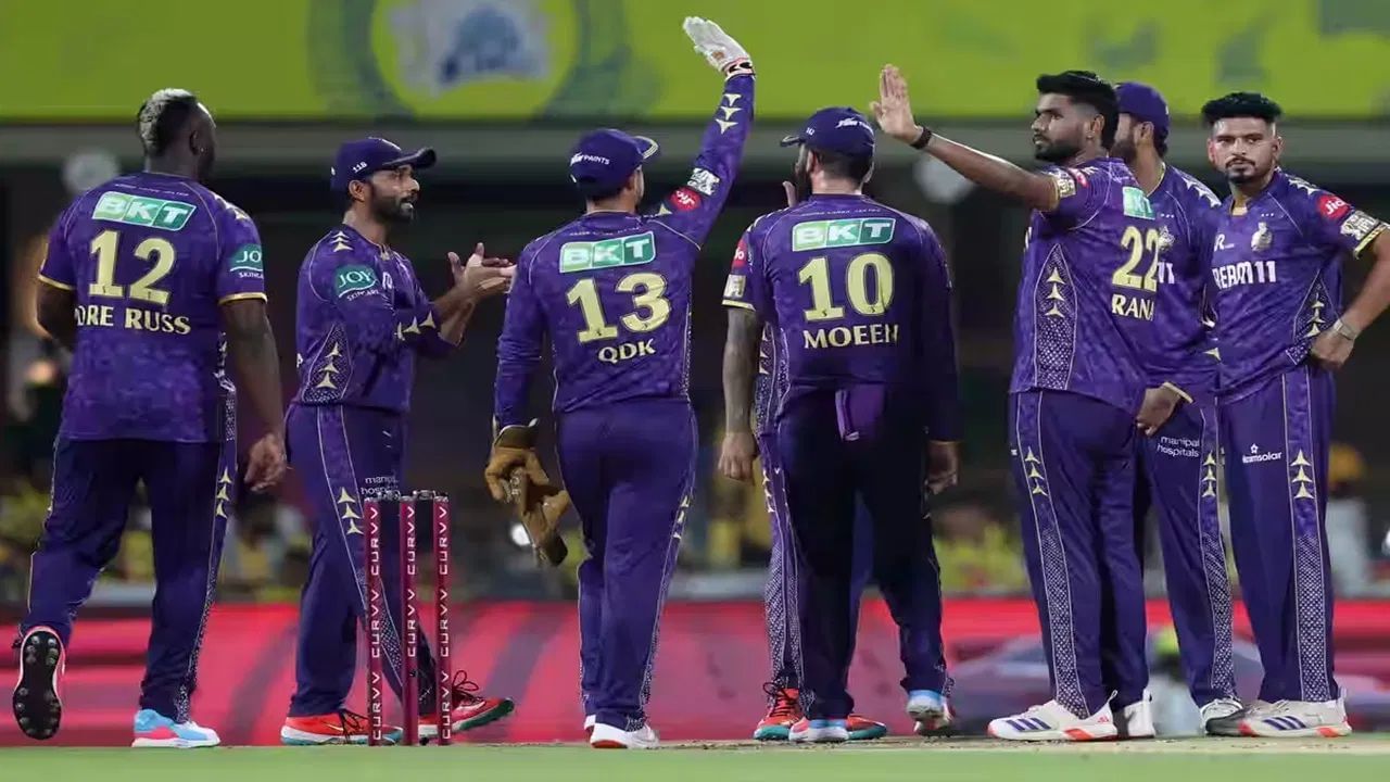 કોલકાતા નાઈટ રાઈડર્સ : આન્દ્રે રસેલ, વેંકટેશ અય્યર, ક્વિન્ટન ડી કોક, એનરિક નોરખિયા, મોઈન અલી, લવનીત સિસોદિયા, રહેમાનુલ્લા ગુરબાઝ, ચેતન સાકરિયા, સ્પેન્સર જોન્સન, મયંક માર્કંડે (ટ્રેડ).