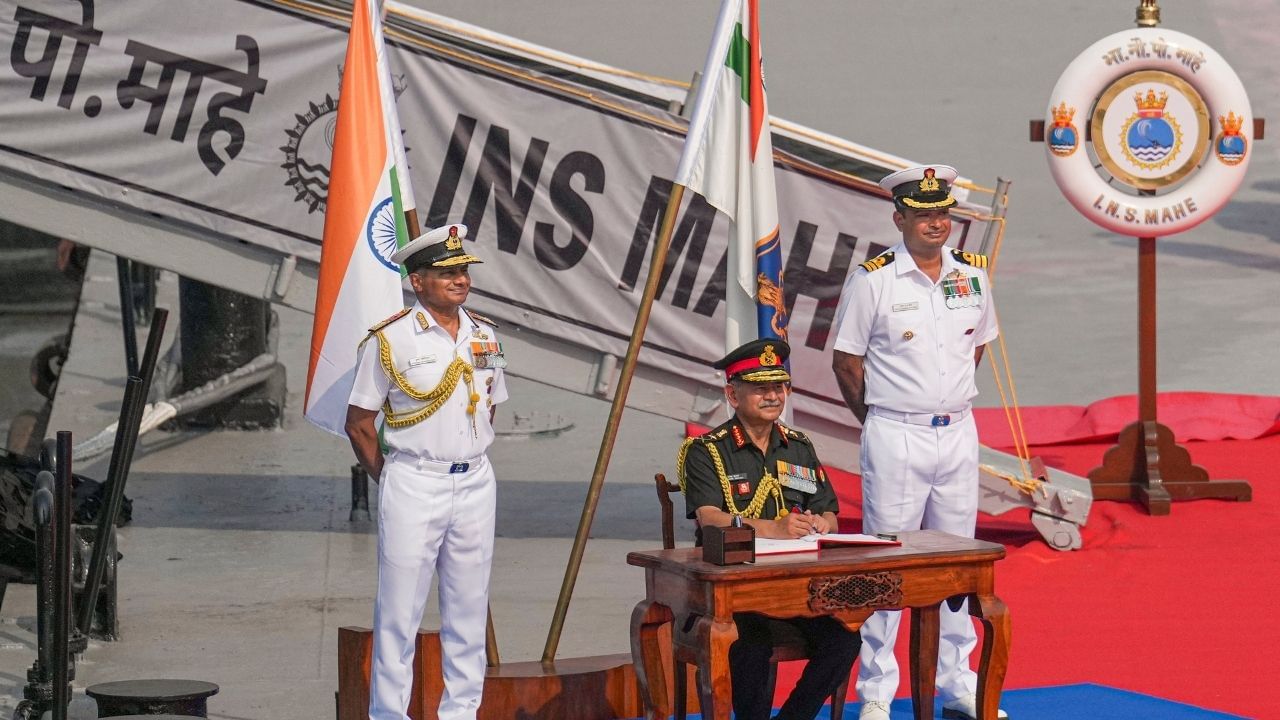 Indian Navy Strengthens with INS Mahe Aatmanirbhar Bharat ASW Power (2)