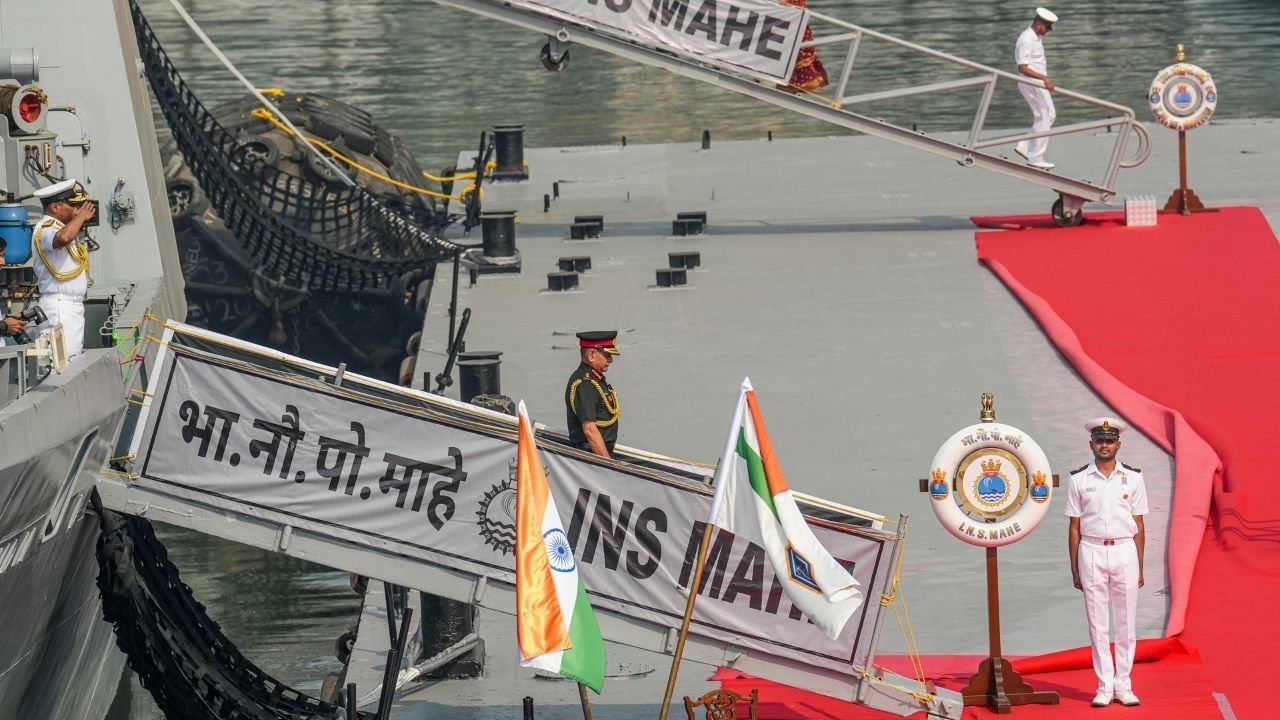 Indian Navy Strengthens with INS Mahe Aatmanirbhar Bharat ASW Power (4)