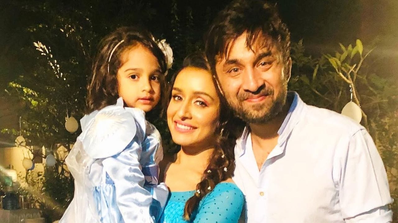 Indian actor Siddhanth Kapoor family tree (10)