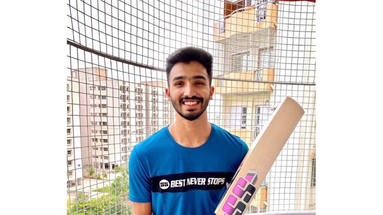 Indian cricketer (4)