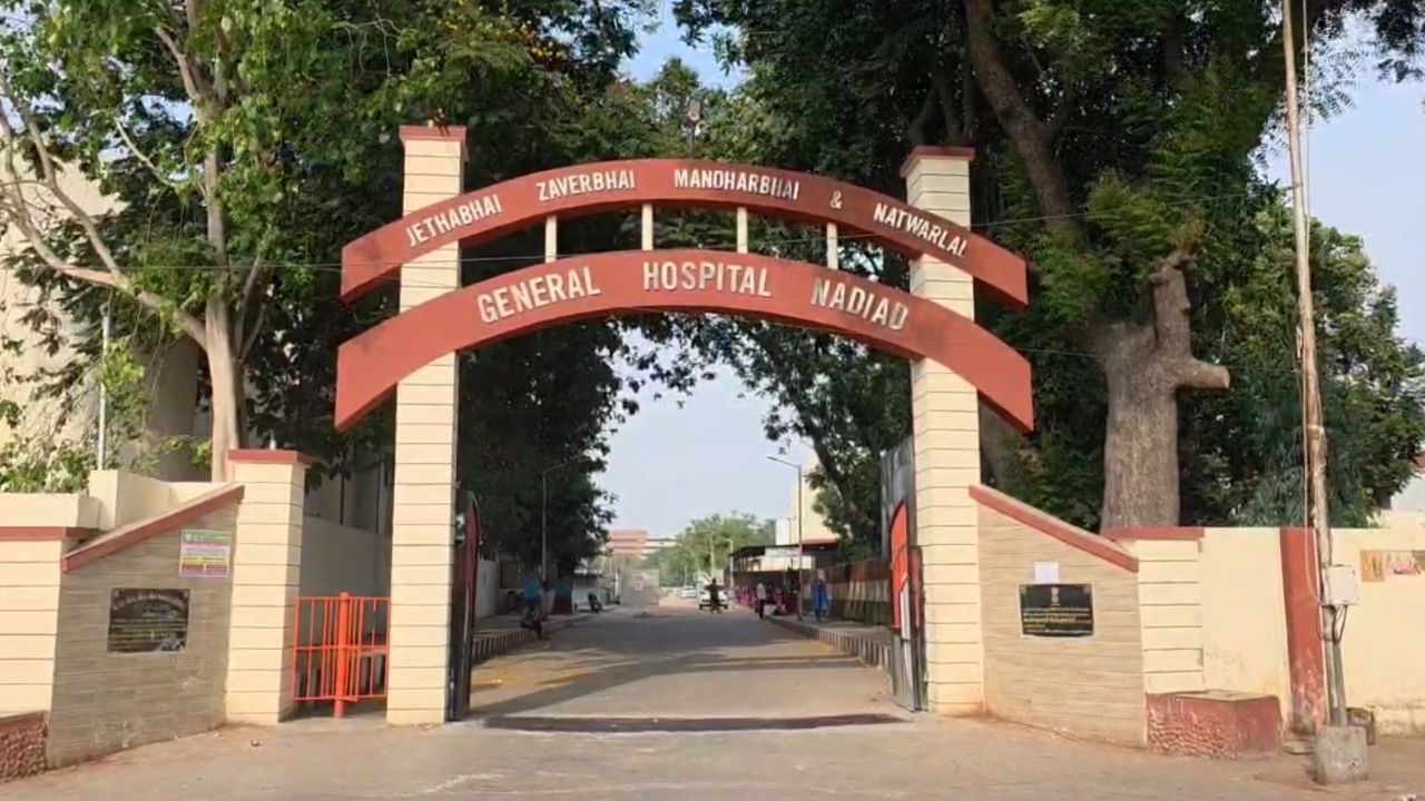 Breaking News : ખેડાના નડિયાદમાં ચાઈનીઝ દોરીથી કપાયું યુવતીનું ગળુ,પોલીસ દ્વારા યોગ્ય તપાસની માગ, જુઓ Video