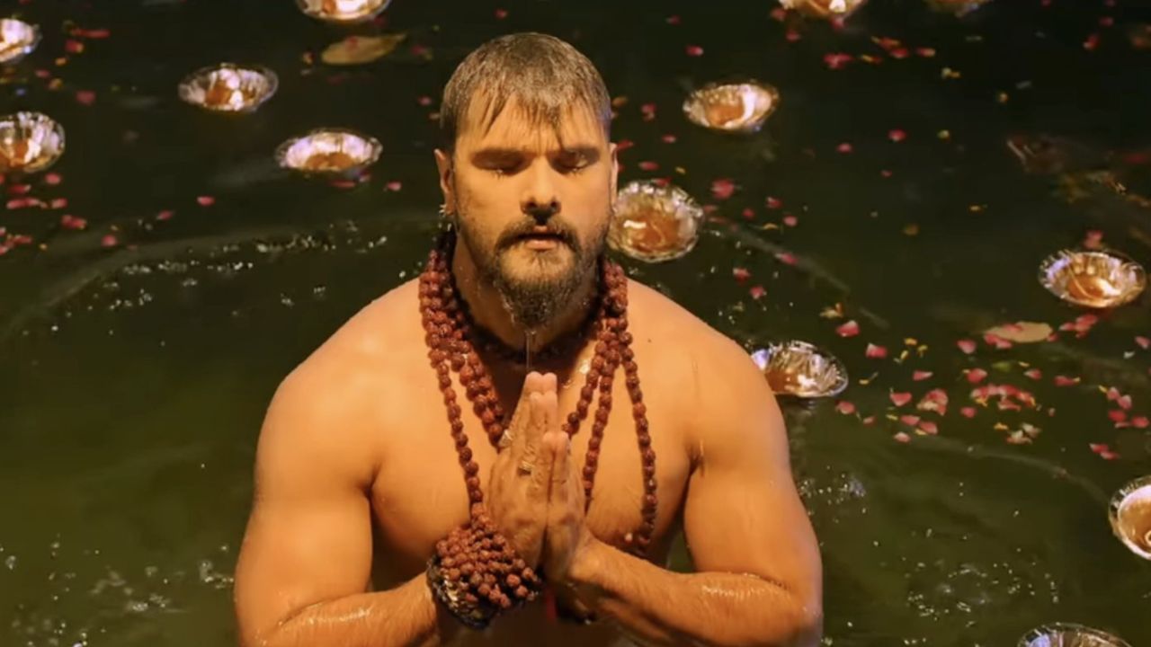 એક ઇન્ટરવ્યુમાં, ખેસારી લાલ યાદવે ખુલાસો કર્યો કે જ્યારે તેઓ દિલ્હીમાં લિટ્ટી ચોખાની દુકાન ચલાવતા હતા ત્યારે તેમની પત્ની તેમને મદદ કરતી હતી.