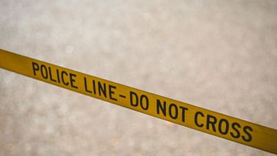  ભારતીય કાયદા મુજબ, ગુનાની માહિતી મળતાં જ FIR નોંધવાની જવાબદારી પોલીસની છે. જોકે, દબાવ, લાપરવાહી અથવા બેદરકારીને કારણે, પોલીસ ઘણીવાર FIR નોંધતી નથી. તેથી જરુરી છે કે, દરેક નાગરિક પોતાના અધિકારોથી વાકેફ હોય અને જો પોલીસ FIR નોંધવાની ના પાડે તો ન્યાય મેળવવા માટે તેઓ કયા કાનૂની વિકલ્પોનો ઉપયોગ કરી શકે છે.