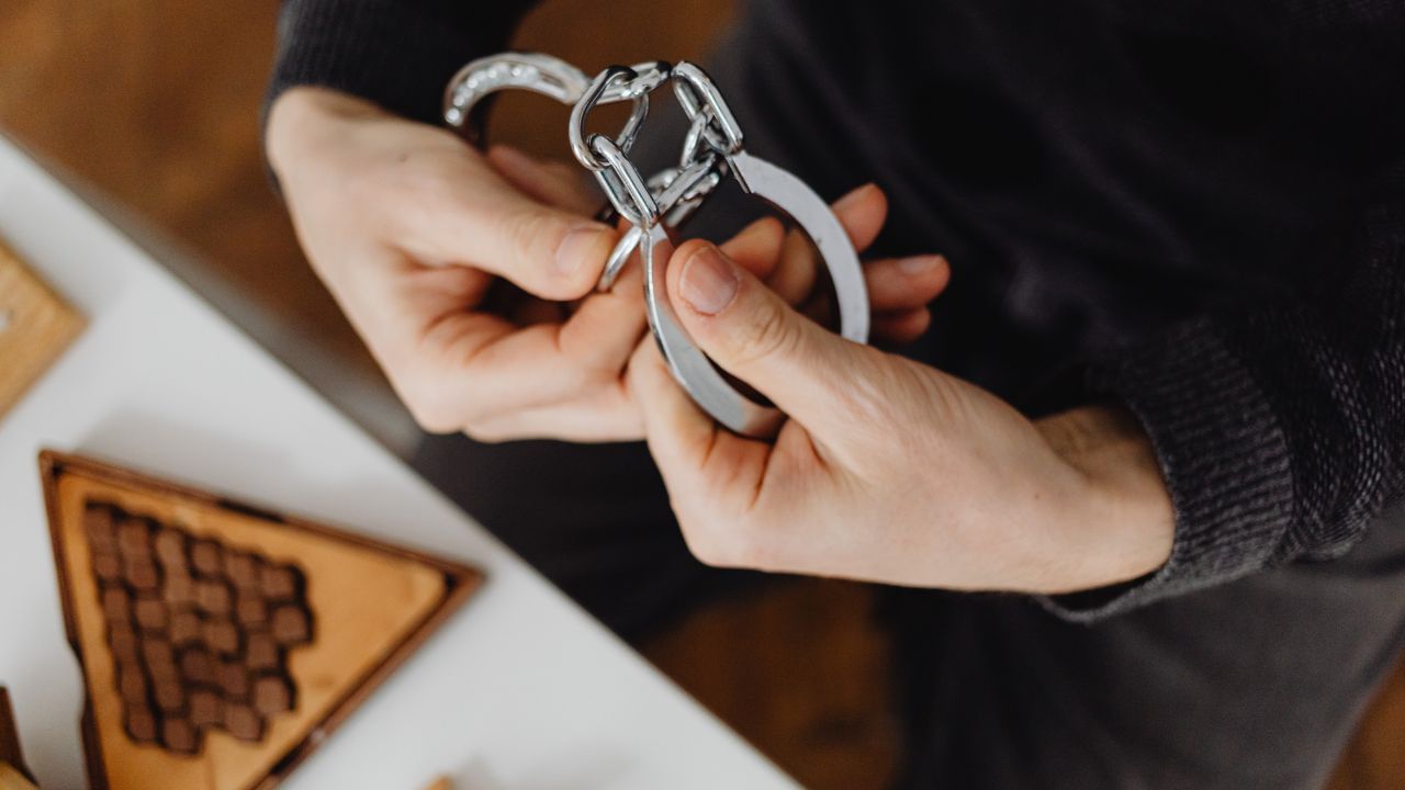 જો કોર્ટ જામીન નામંજૂર કરે છે, તો આરોપીને ઉચ્ચ અદાલતમાં અપીલ કરવી પડી શકે છે.