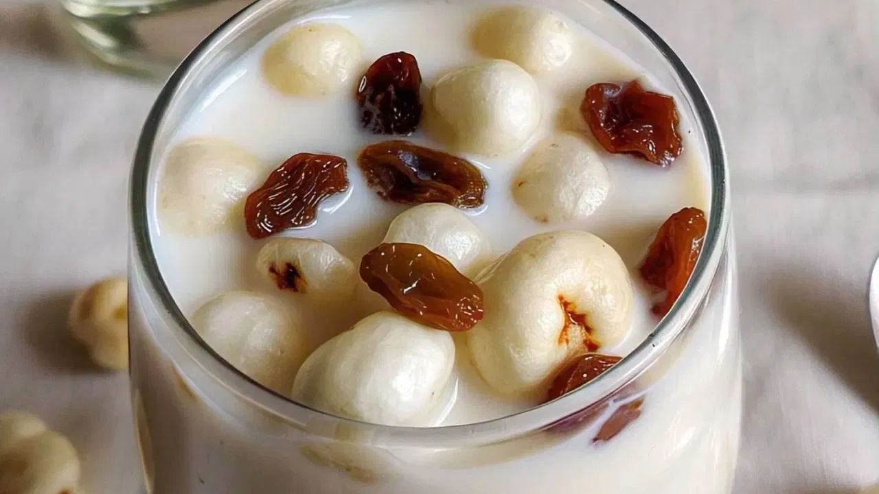 Makhana and Milk for Weight Loss Discover Benefits and Diet Tips (4)