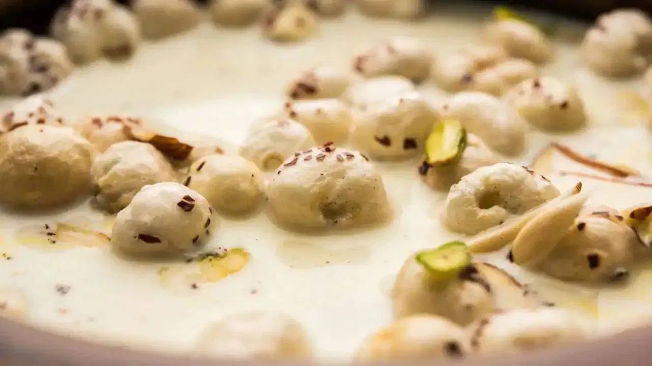 Makhana and Milk for Weight Loss Discover Benefits and Diet Tips (5)