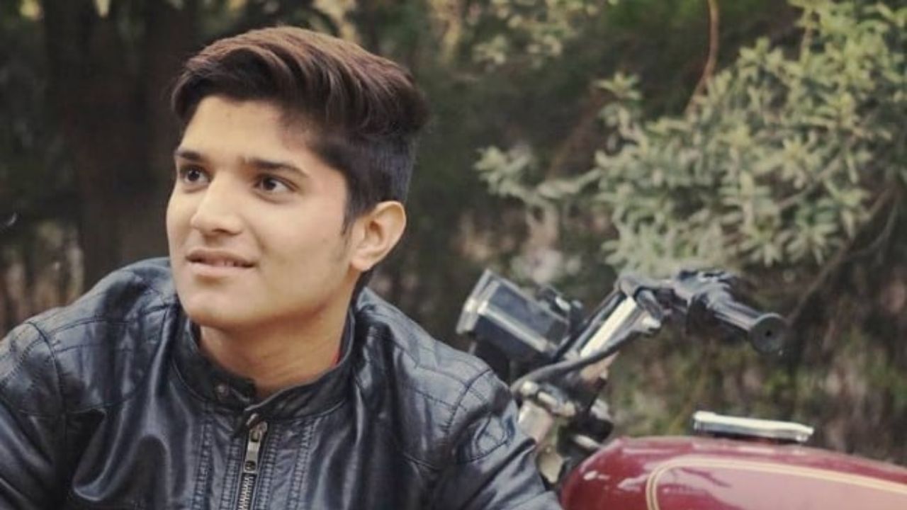 Mridul Tiwari family tree (7)