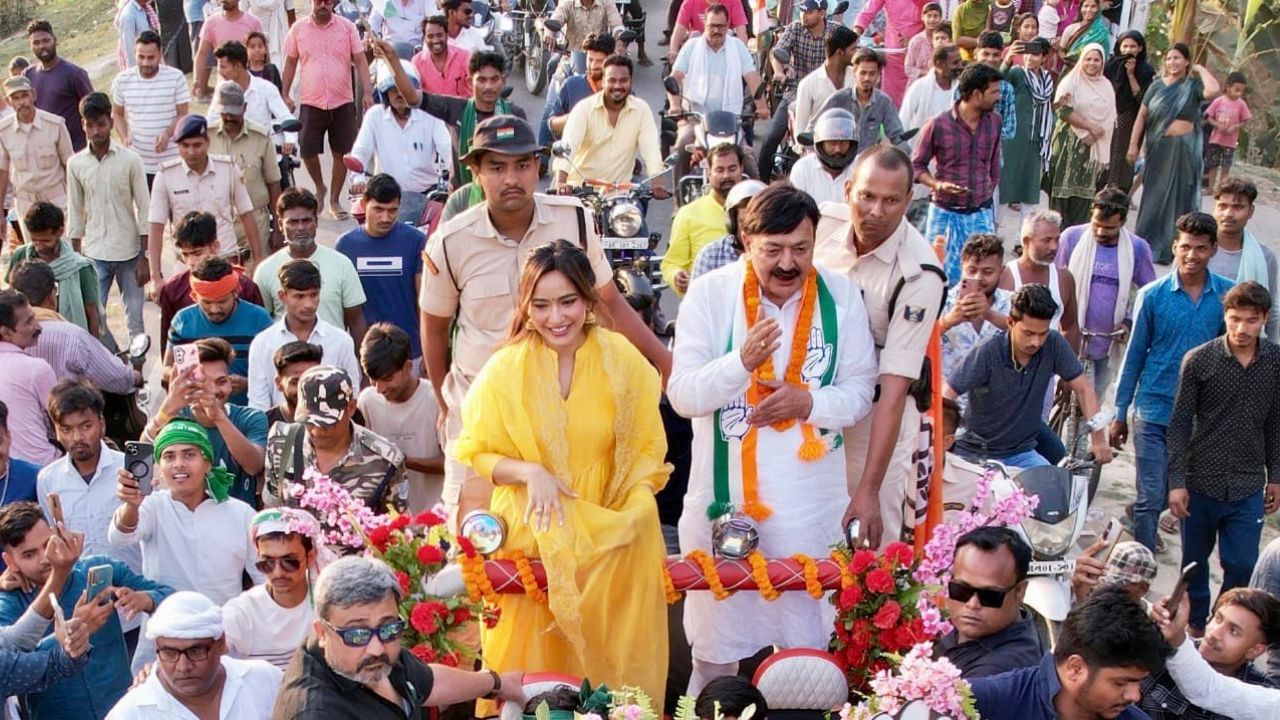 NEHA SHARMA FAMILY (1)