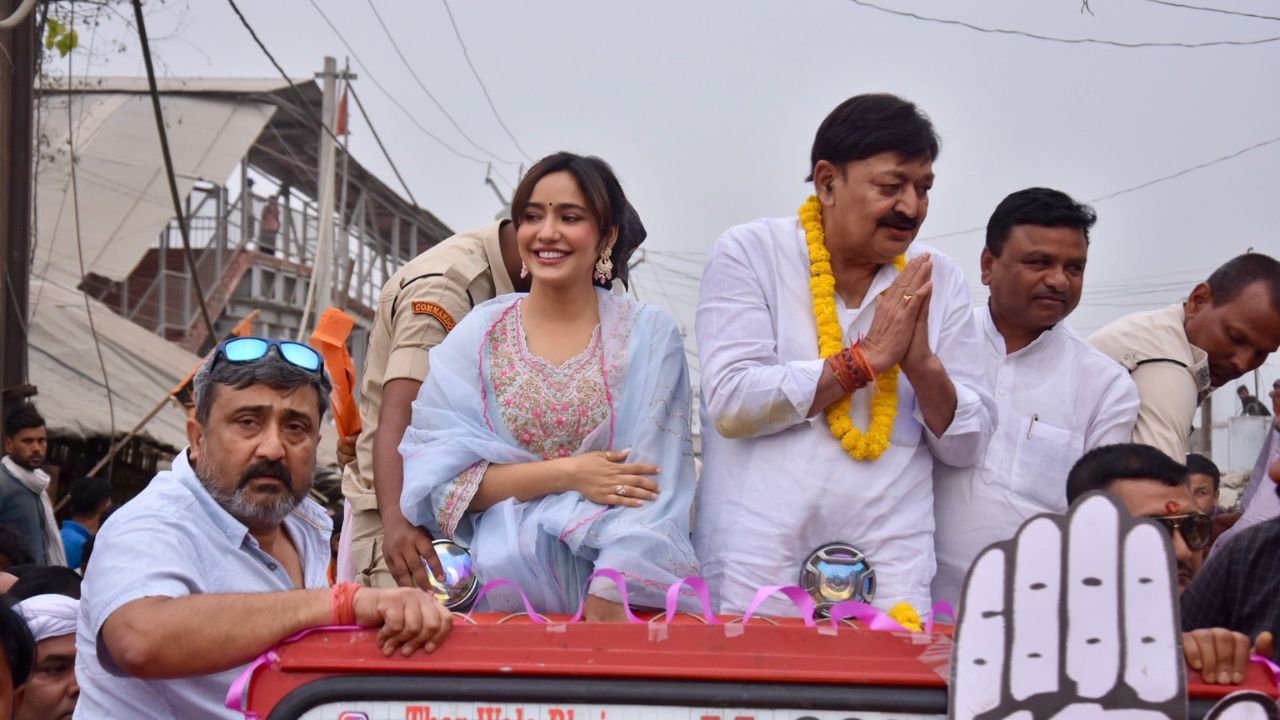 બોલિવૂડમાં એન્ટ્રી કરતા પહેલા, નેહા શર્મા ફેશન ડિઝાઇનર બનવાની ઇચ્છા હતી. તેમણે નેશનલ ઇન્સ્ટિટ્યૂટ ઓફ ઇન્ટિરિયર એન્ડ ફેશન ટેકનોલોજીમાંથી ફેશન ડિઝાઇનિંગનો અભ્યાસ કર્યો. થોડા સમય માટે તેમણે તેમાં કામ કર્યું, પરંતુ ધીમે ધીમે તેને અભિનયનો શોખ કેળવાયો. તેમણે ક્રૂક ફિલ્મથી બોલિવૂડમાં પ્રવેશ કર્યો હતો.