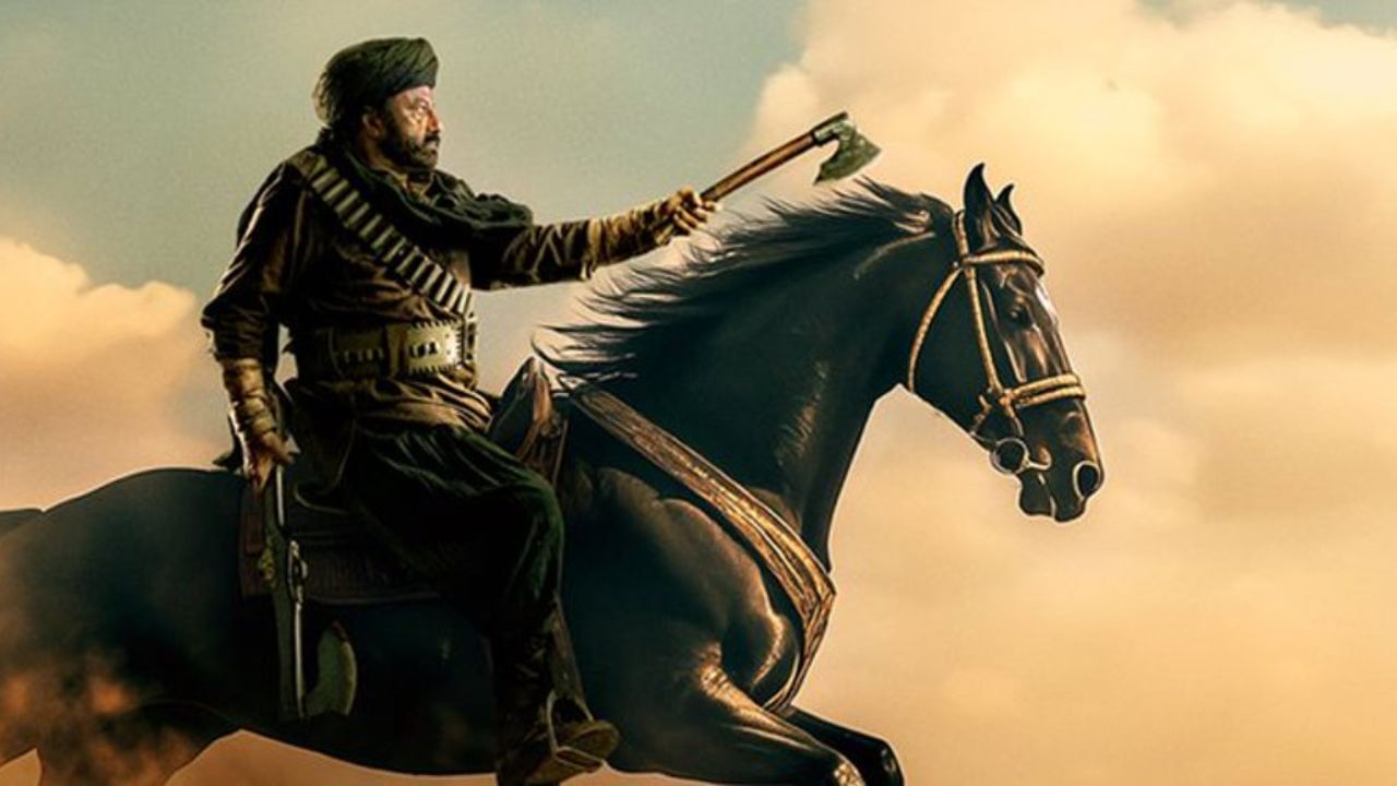 એક સમયે તેમના પિતા અને બાદમાં તેમના મોટા ભાઈ નંદમુરી હરિકૃષ્ણ દ્વારા એક કાર્યકાળ માટે તેનું પ્રતિનિધિત્વ કરવામાં આવ્યું હતું. વિધાનસભામાં તેનું પ્રતિનિધિત્વ કરનાર બાલકૃષ્ણ પરિવારના ત્રીજા સભ્ય છે.