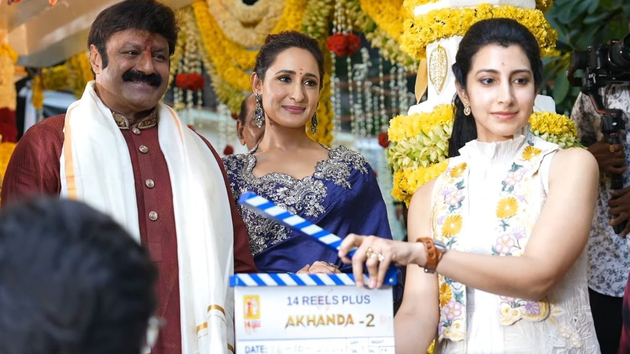 નંદમુરી બાલકૃષ્ણ ત્રણ વખત નંદી એવોર્ડ વિજેતા, બાલકૃષ્ણને તેમના ચાહકો પ્રેમથી "મન બલૈયા" પણ કહે છે.બાલકૃષ્ણએ હૈદરાબાદની નિઝામ કોલેજમાં તેમનું શાળાકીય શિક્ષણ પૂર્ણ કર્યું. હૈદરાબાદમાં જ બાલકૃષ્ણનો પ્રથમ વખત સિનેમાની દુનિયા સાથે પરિચય થયો હતો.