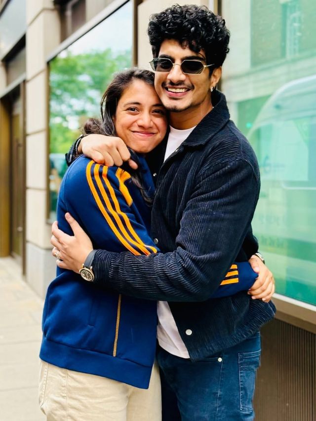 આવો છે પલાશ મુછલનો પરિવાર, જુઓ ફોટો