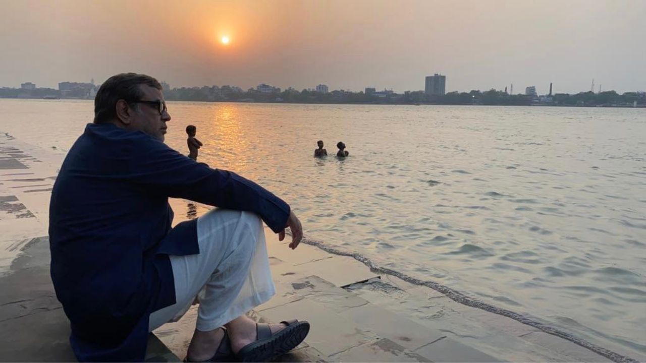 Paresh Rawal family tree (11)