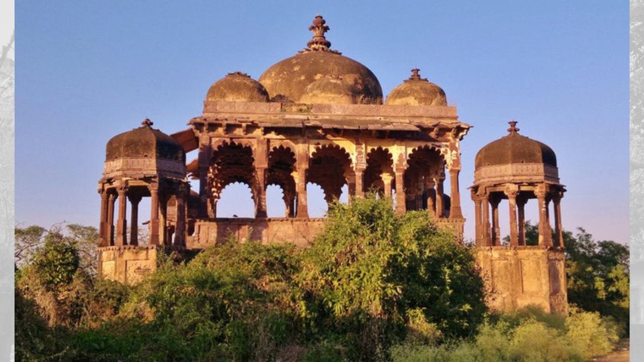 History of city name What is the history behind the name of Ranthambore Fort? Know the whole story