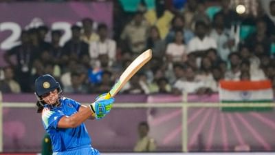 ભારત અને શ્રીલંકા દ્વારા આયોજિત મહિલા ODI વર્લ્ડ કપ 2025, હરમનપ્રીત કૌરની આગેવાની હેઠળની ટીમ ઈન્ડિયાએ લૌરા વોલવર્ટની આગેવાની હેઠળનીસાઉથ આફ્રિકાની ટીમ સામે 52 રનથી જીત મેળવી હતી. ત્રીજી વખત વર્લ્ડ કપ ફાઇનલમાં રમીને, ભારતીય ટીમે તેના ટાઇટલ દુષ્કાળનો અંત લાવ્યો છે.