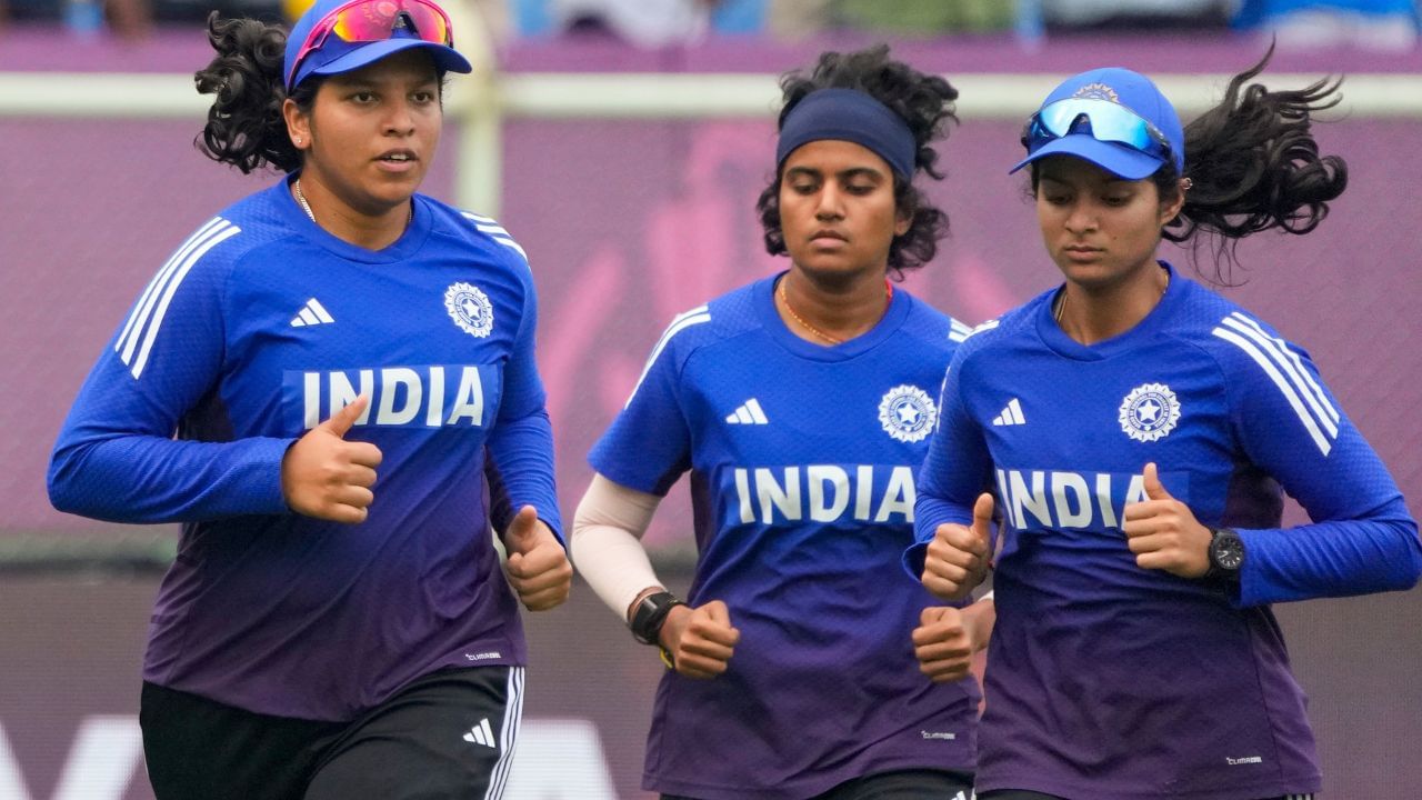 25 વર્ષ પછી, મહિલા ક્રિકેટને ODI ફોર્મેટમાં એક નવો વિશ્વ ચેમ્પિયન મળ્યો છે. વરસાદથી પ્રભાવિત ટુર્નામેન્ટમાં ચોગ્ગા અને છગ્ગાનો ભારે વરસાદ જોવા મળ્યો હતો. ચાલો જાણીએ કે વર્લ્ડ કપમાં કઈ ખેલાડીઓએ સૌથી વધુ છગ્ગા ફટકાર્યા અને કઈ ખેલાડી ટુર્નામેન્ટની સિક્સર ક્વીન બની.