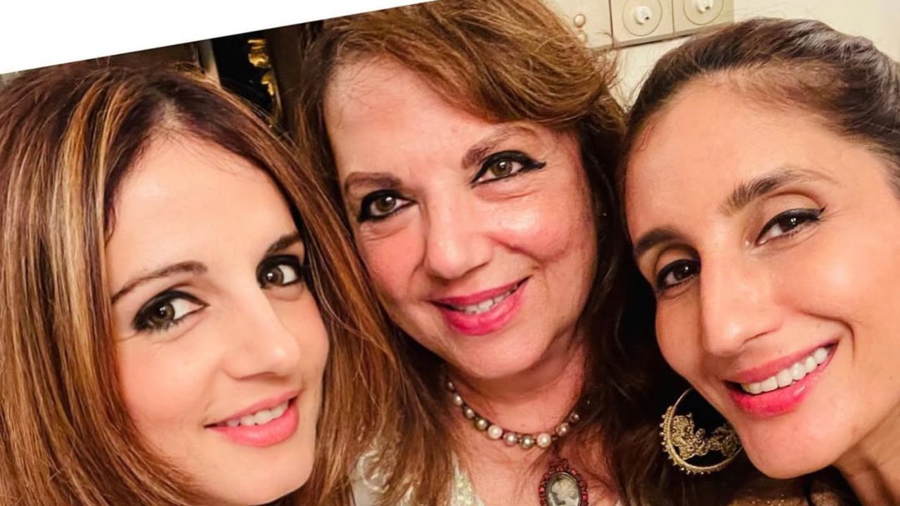 Sanjay Khan family tree (4)