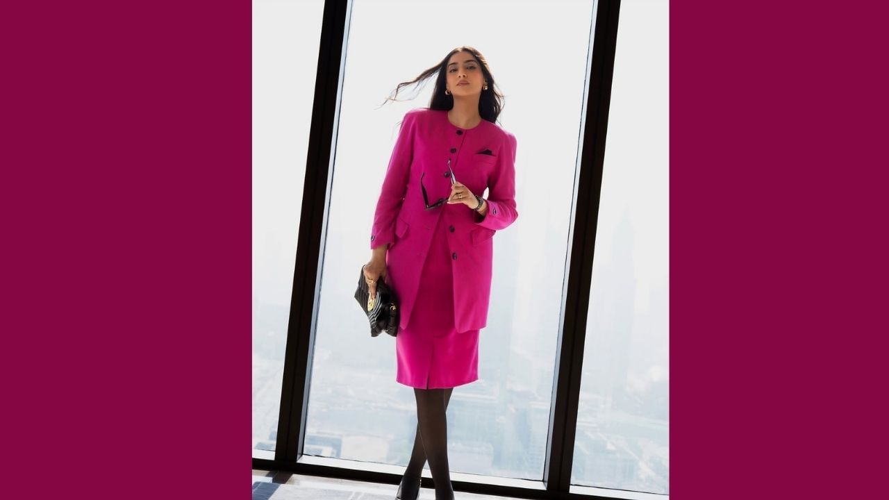 Sonam Kapoor Expecting Second Child! Actress Flaunts Baby Bump (7)