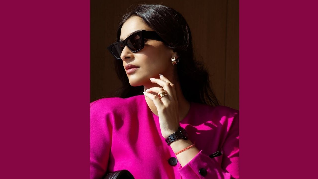 Sonam Kapoor Expecting Second Child! Actress Flaunts Baby Bump (8)