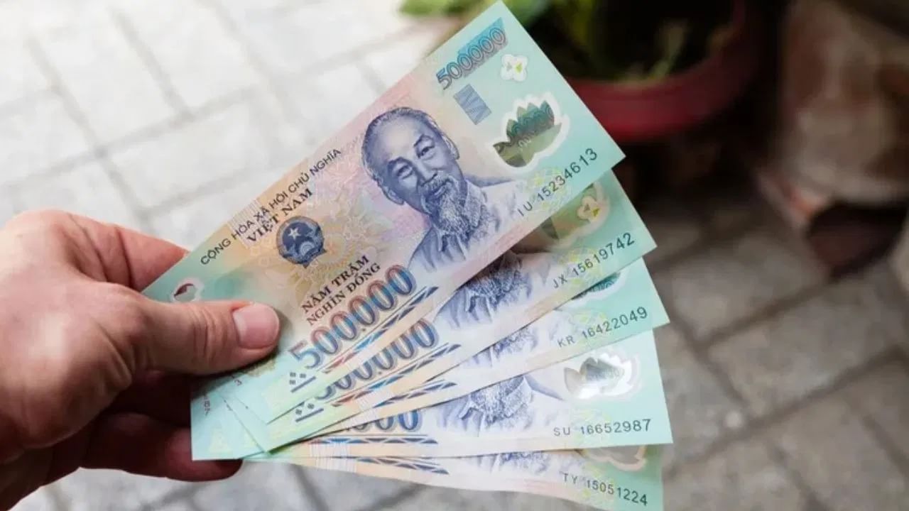 Travel Vietnam How INR Makes You a Crorepati in Vietnamese Dong (5)
