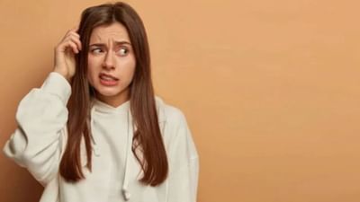 શું તમે ક્યારેય કોઈનું નામ યાદ રાખવાનો પ્રયાસ કર્યો છે પણ યાદ રાખી શક્યા નથી? અથવા શું તમે વારંવાર વસ્તુઓ ભૂલી જાઓ છો? આવું દરેક સાથે થાય છે, પરંતુ જો ઉંમર વધવાની સાથે આ બાબતો વધુ વારંવાર બને છે, તો તે મગજના સ્વાસ્થ્ય અંગે ચેતવણીનો સંકેત હોઈ શકે છે. આજના ઝડપી ગતિશીલ વિશ્વમાં, ડિમેન્શિયા અને અલ્ઝાઇમર જેવા રોગ વધી રહ્યા છે.