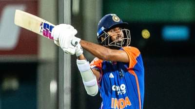 IND vs AUS : વોશિંગ્ટન સુંદરે ધોનીનો સિક્સરનો રેકોર્ડ તોડ્યો, પણ જીતેશ શર્માએ અડધી સદી પૂર્ણ ન થવા દીધી!