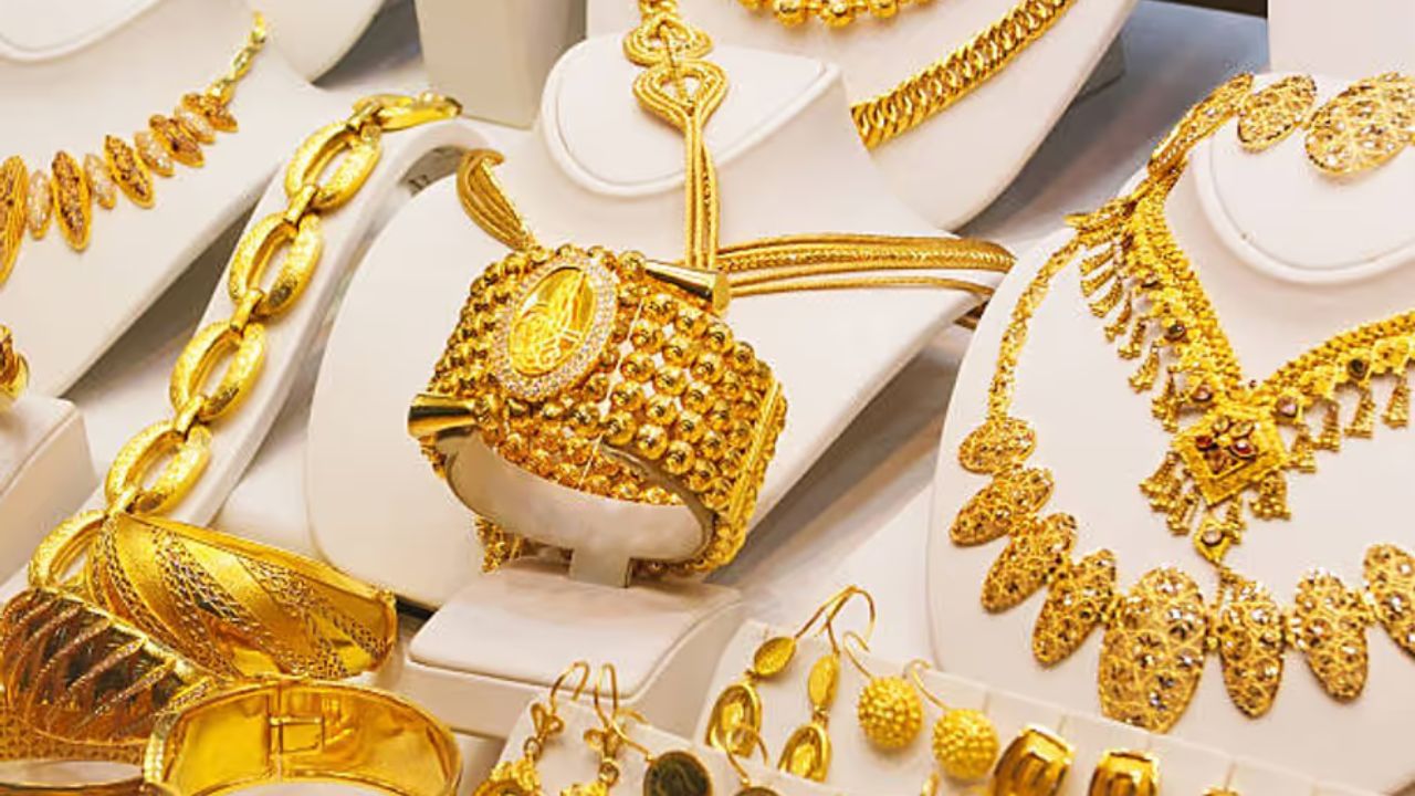 ગોલ્ડ કાઉન્સિલના અહેવાલ મુજબ, દાગીનાના વપરાશમાં વધારો થવા છતાં સોનાને હજુ પણ સલામત રોકાણ વિકલ્પ માનવામાં આવે છે, ખાસ કરીને આર્થિક અસ્થિરતાનો અનુભવ કરતા દેશોમાં.