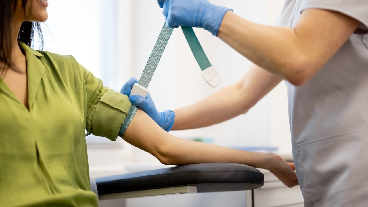 Winter Health Tips : શિયાળામાં તમારું લોહી જાડું નથી થઈ રહ્યું ને ? જાણી લો લક્ષણો