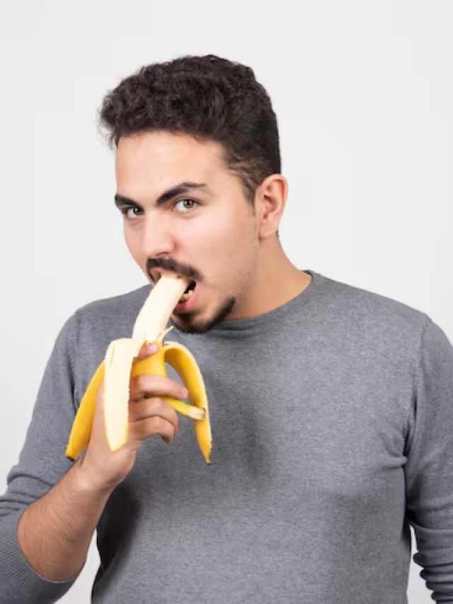 રોજ એક કેળું ખાવાથી શું થાય છે? જાણો તેના ફાયદા