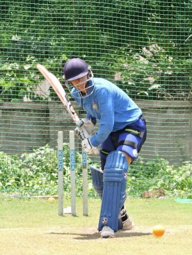 ગુજરાતની ટીમમાંથી રમશે અનુષ્કા શર્મા, RCB તેને ખરીદવામાં રહી નિષ્ફળ