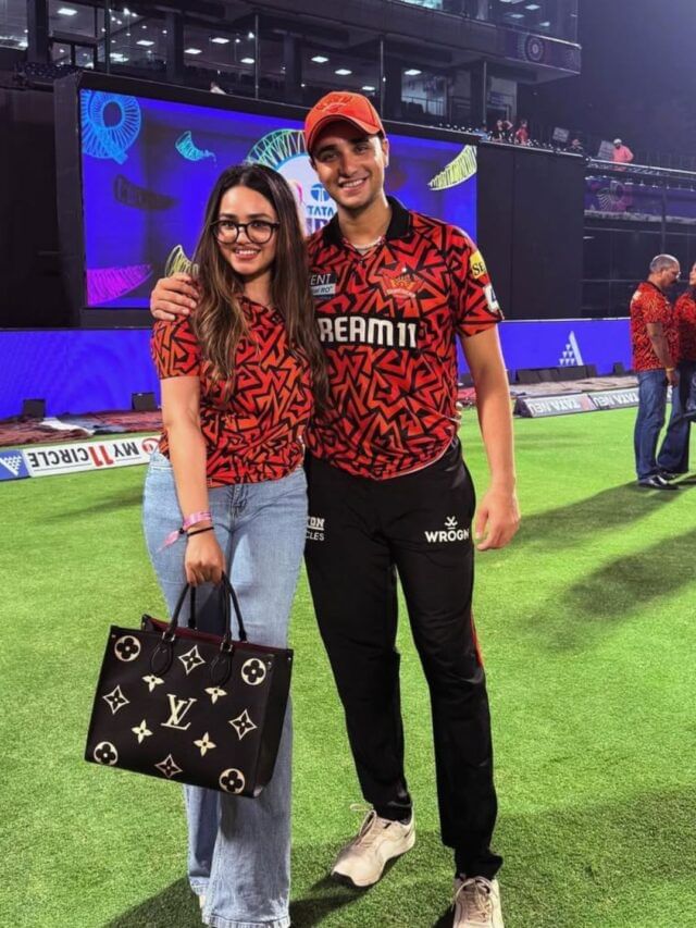 લગ્ન પછી પણ ડેટિંગ કરે છે... અભિષેક શર્માની બહેનનો ખુલાસો