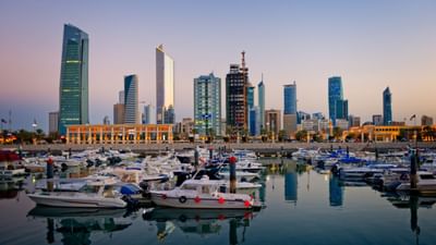 જો તમે પણ સારી કારકિર્દી બનાવવાનું વિચારી રહ્યા છો, તો અમેરિકા અને લંડન કરતાં પણ વધારે કમાણી કરવાની તક આ દેશમાં ઉપલબ્ધ છે. આ દેશની ઊંચી કરન્સી વેલ્યૂ અને વધતી રોજગારીની તકો ભારતીય પ્રોફેશનલ્સ માટે એક આકર્ષક ઓપ્શન છે. 