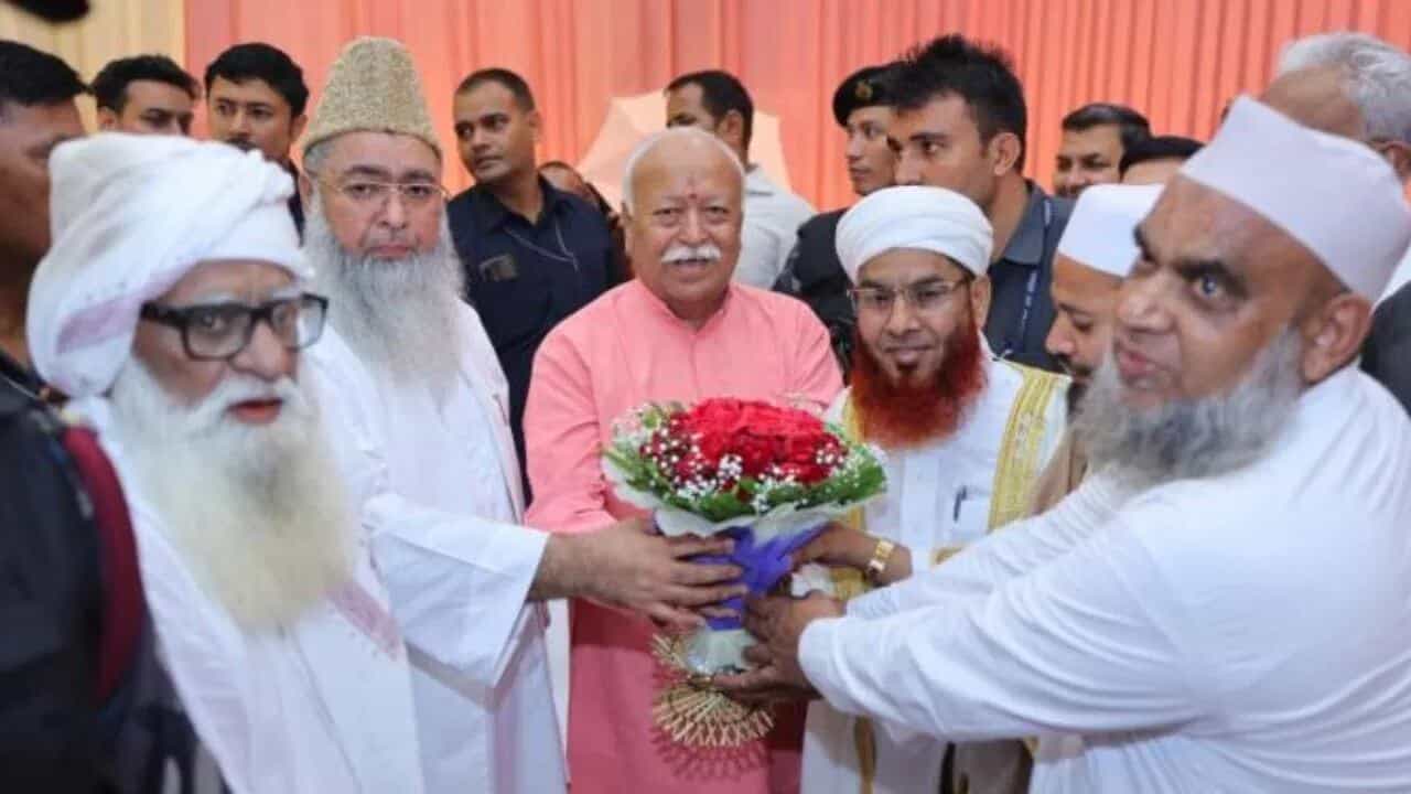 શું મુસ્લિમો પણ RSSની શાખામાં જોડાઈ શકે ? RSSના વડા મોહન ભાગવતે શું આપ્યો જવાબ ?