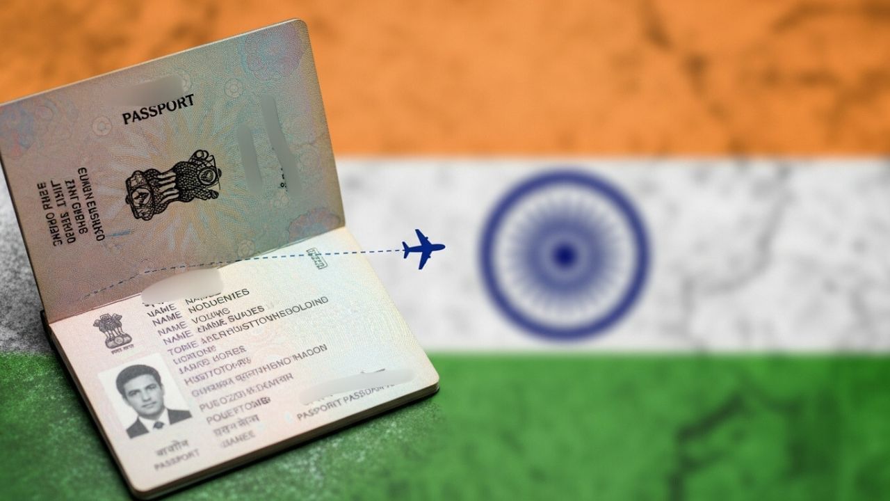 કેટલા પ્રકારની વેરિફિકેશન થાય છે?: Pre-verification: પાસપોર્ટ આપતા પહેલાં તપાસ થાય છે (સામાન્ય રીતે પ્રથમ વખત અરજી કરતી વખતે). Post-verification: તાત્કાલિક પાસપોર્ટ માટે અરજી કરવામાં આવે ત્યારે પછીથી તપાસ થાય છે.