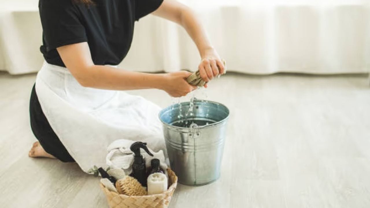 salt water mopping 4