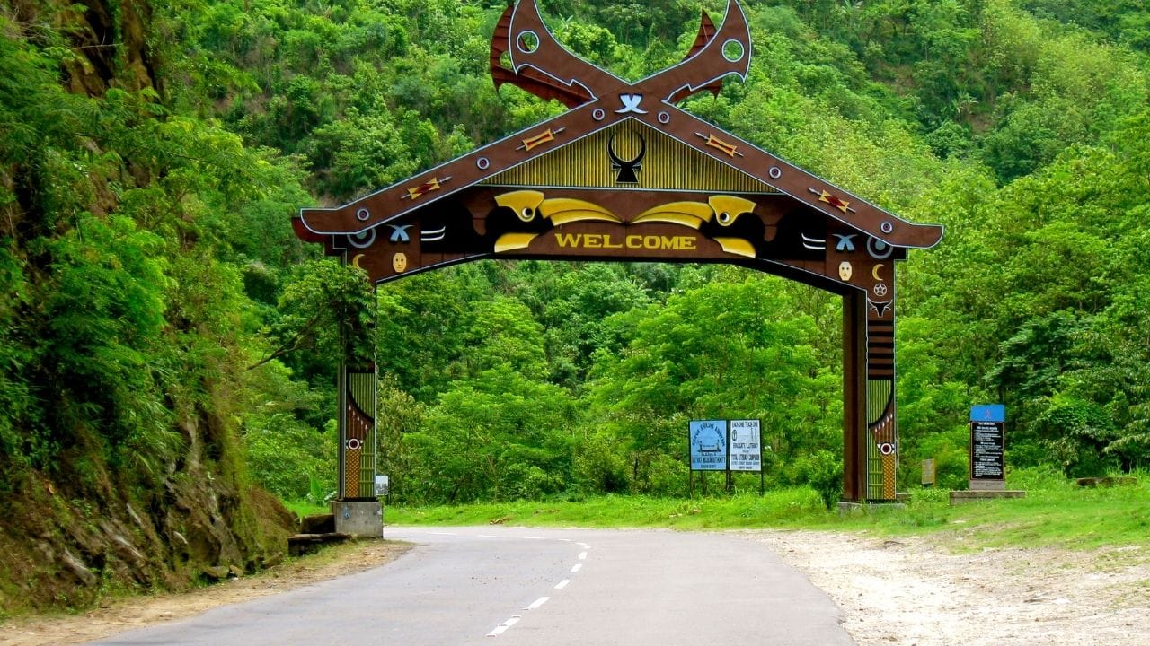 In these states of India, it is not only a crime to drink alcohol, but also to possess it, you may not know 3