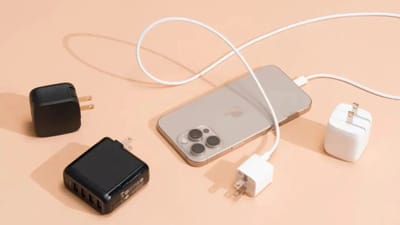 સફેદ કે કાળા ચાર્જરને કારણે, ચાર્જરમાંથી ઉત્પન્ન થતી ગરમી સરળતાથી દૂર કરી શકાય છે અને ચાર્જિંગ દરમિયાન ઉત્પન્ન થતી ગરમી તેમાં ફસાયેલી રહેતી નથી, જેના કારણે ચાર્જર અને તેના સાથે જોડાયેલા ડિવાઈસને ઓવરહીટ થવાથી અટકાવી શકાય છે. આ રીતે ચાર્જર અને ડિવાઈસ બંનેની સલામતી માટે આ રંગનો ઉપયોગ કરવામાં આવે છે, જે એક વૈજ્ઞાનિક પદ્ધતિ છે.