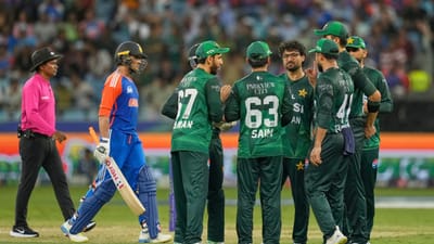 વાત રાજકારણની કે બોલિવુડ કે પછી ક્રિકેટની હોય પાકિસ્તાનના લોકોને ભારતીય લોકો વિશે જાણવું ખુબ પસંદ છે. ભલે તેઓ ખુલ્લેઆમ ભારતીય ક્રિકેટ ચાહકોને પ્રેમ કરતા રોકાય છે પરંતુ જે સામે આવ્યું છે. તેનાથી કહી શકાય કે, કંગાળ પાકિસ્તાન ચોરીછુપીથી ભારતીય ખેલાડીને પ્રેમ કરી રહ્યા છે.