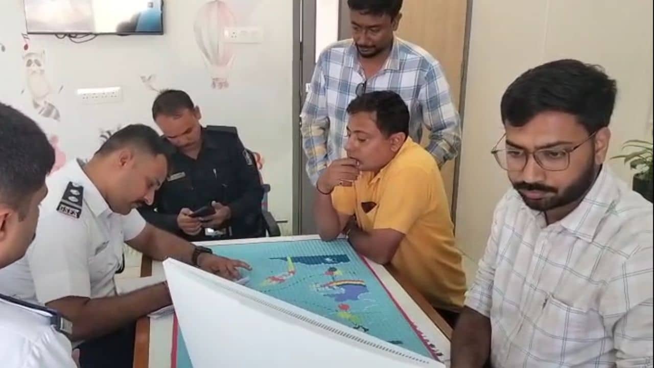 ભાવનગરમાં હોસ્પિટલમાં આગની ઘટનામાં બાદ એક્શનમાં ફાયર વિભાગ,10 હોસ્પિટલોમાં ફાયર સેફ્ટી મુદ્દે તપાસ, 5 હોસ્પિટલોને નોટિસ