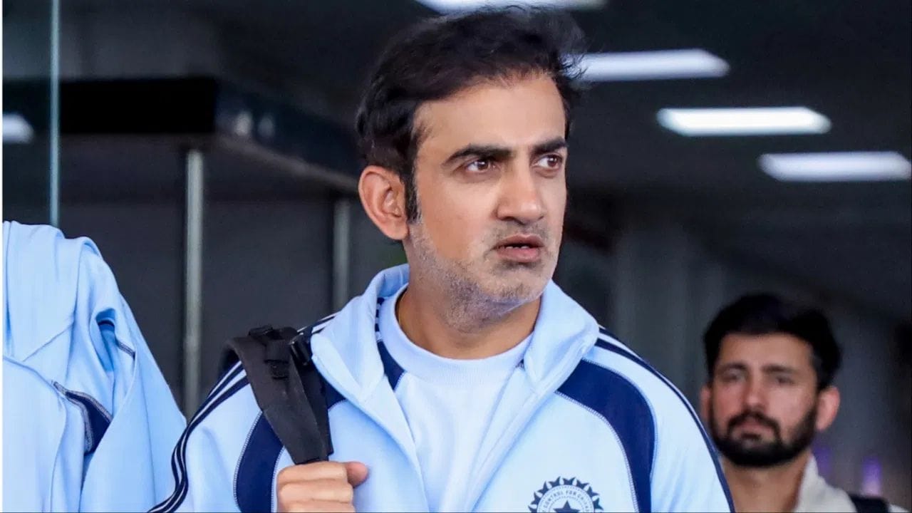 જ્યારે ટીમ ઈન્ડિયા પાસે બેટ્સમેન ઉપરાંત લેગ-સ્પિનર, ફાસ્ટ બોલર અને વિકેટકીપર હોય ત્યારે કોઈ કેવી રીતે કોચિંગ આપી શકે? ગંભીર લેગ-સ્પિનરને શું શીખવી શકે? તે ચોક્કસપણે તેને મેનેજ કરી શકે છે, જે વધુ મહત્વપૂર્ણ કામ છે.