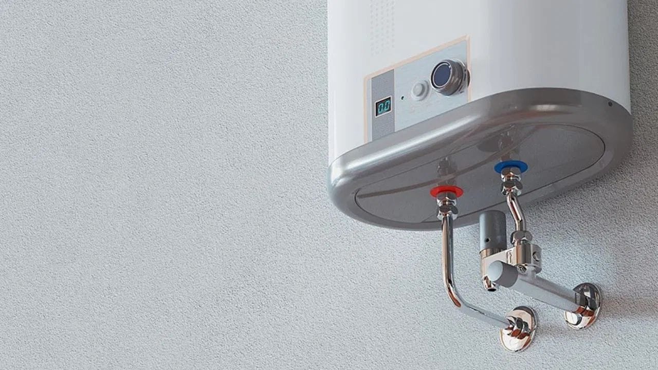 જો ગીઝર સામાન્ય ટેમ્પરેચર પર હોય અને છતાં પણ વધુ પડતું ગરમ ​​પાણી ઉત્પન્ન કરે છે, તો તે થર્મોસ્ટેટમાં ખામી હોવાનો સ્પષ્ટ સંકેત છે. આવી સ્થિતિમાં, પાણીને વધુ પડતું ગરમ ​​કરવાથી હાઇ પ્રેશર બનશે, જેના કારણે ગીઝર ફાટી શકે છે.