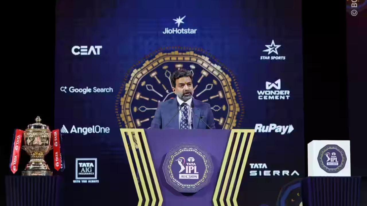 ટીમ મેનેજમેન્ટ કોઈ મોટા ફેરફારોના મૂડમાં નથી. તેમનું ધ્યાન પહેલાથી જ સ્થાપિત વિજેતા ટીમને સુધારવા પર રહેશે.