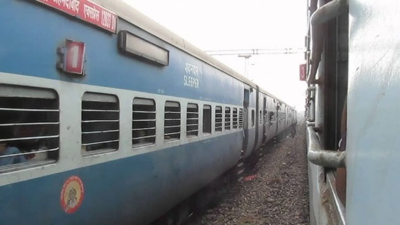 રેલવેવહીવટીતંત્રે બંને પક્ષોને સમજાવવાનો પૂરતો પ્રયાસ કર્યો, પરંતુ કોઈ પણ ગામ પોતાનો દાવો છોડવા તૈયાર નહોતું. વિવાદ ઉકેલવાને બદલે વધુ ગંભીર બનતો ગયો અને આખરે કોર્ટ સુધી પહોંચ્યો. રોજિંદા ઝઘડા, વિરોધ અને કામગીરીમાં આવતા વિક્ષેપોથી કંટાળીને, રેલવેએ એક અનોખો અને અચંબિત કરનાર નિર્ણય લીધો.